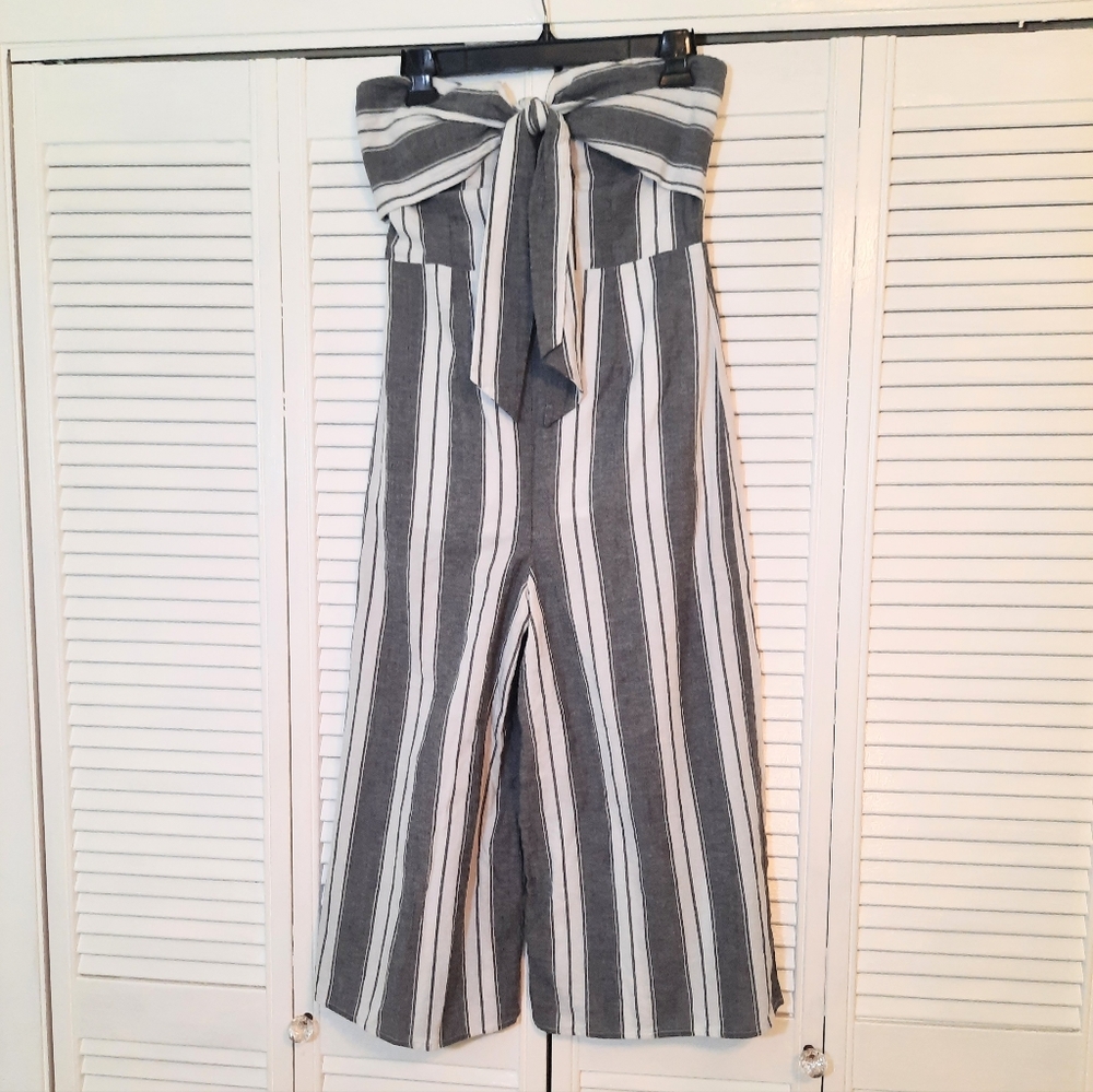 Gianni Bini strapless striped crop palazzo jumpsuit romper small *C1 - Picture 3 of 8